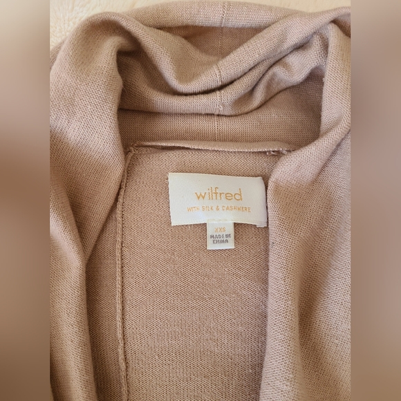 Aritzia Wilfred Flaubert Cardigan - Picture 2 of 5